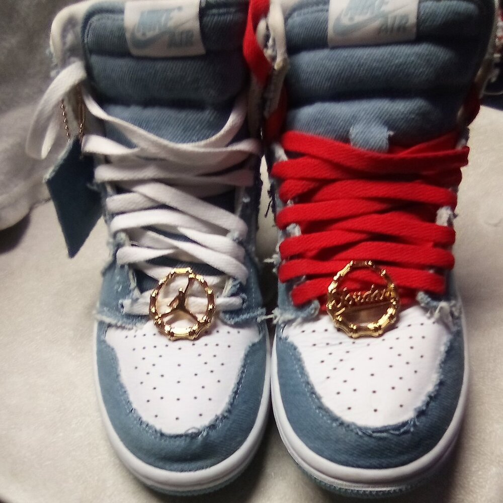 Womens Denim Jordan Retro High Top OG Nikes size 7